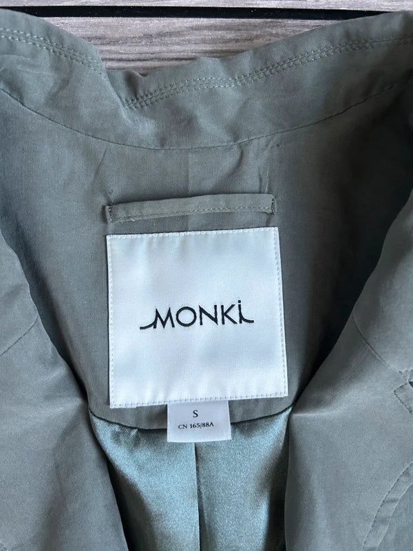 Monki lange trenchcoat – kaki groen (maat S)