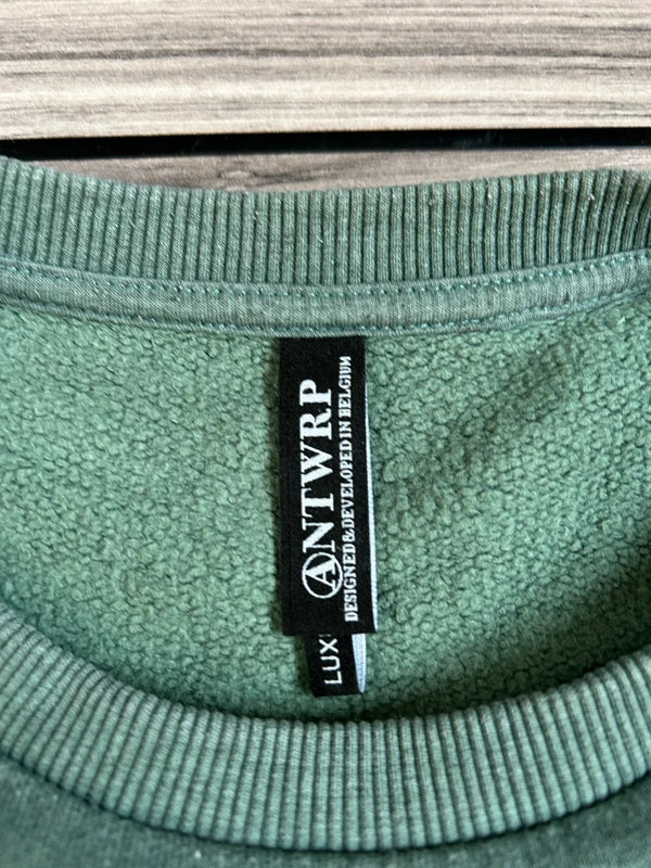 Antwrp sweater – groen met fluwelen hertenprint (maat L)