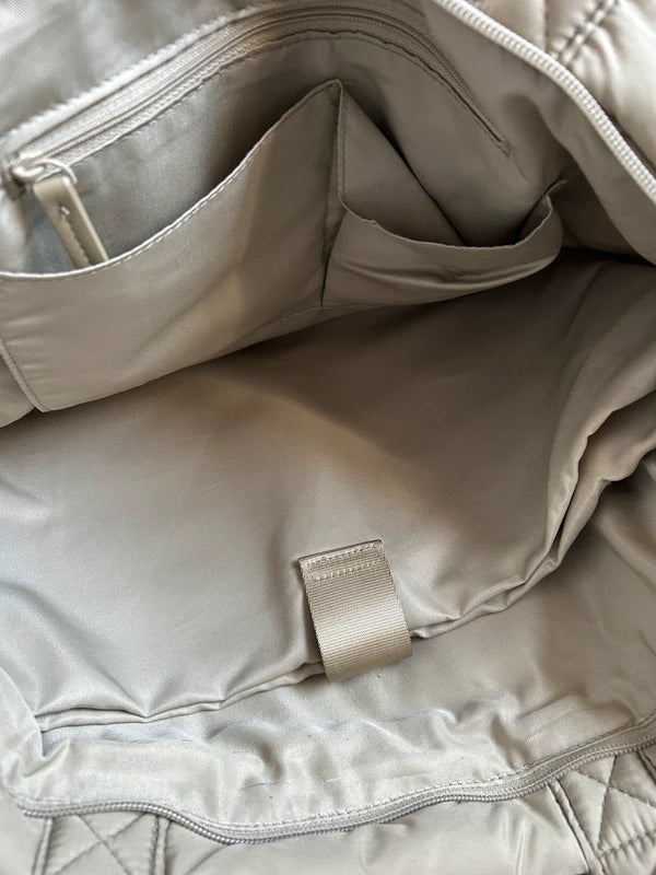👜 Gewatteerde Shopper & Werktas – Met Laptop- & Tabletvak (Beige/Khaki)