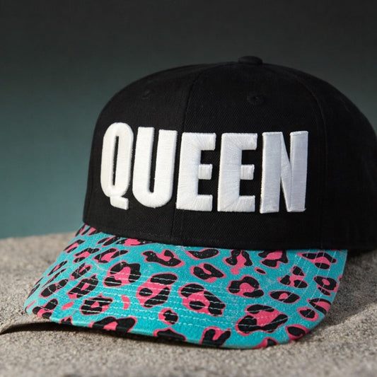 🧢 Twinklerz Snapback Cap – Zwart met Leopard Print (Nieuw)