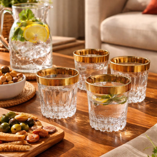 🥂 Set van 4 Luxe Glazen met Gouden Rand – Vintage Chic & Tijdloos